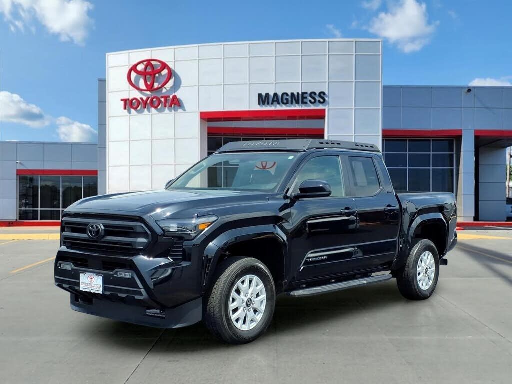 2024 TOYOTA Tacoma