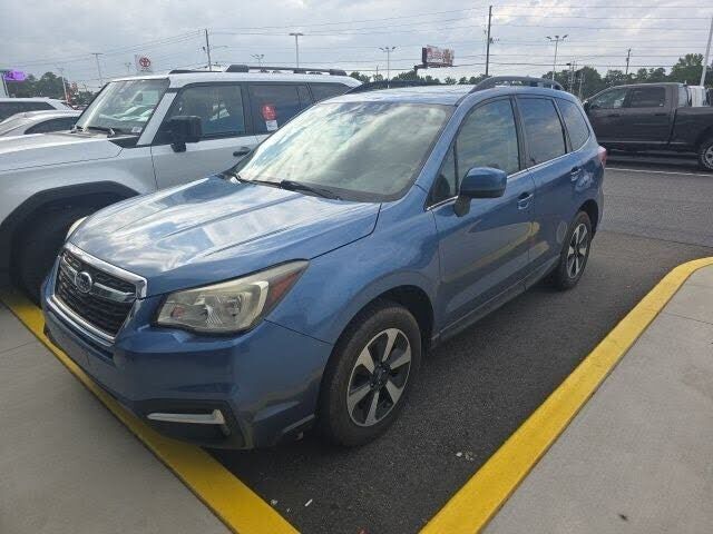 2017 SUBARU Forester