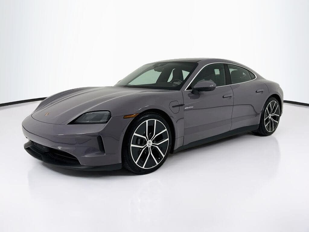 2025 PORSCHE Taycan