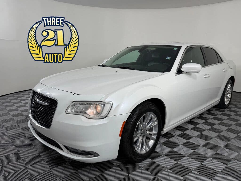 2015 CHRYSLER 300