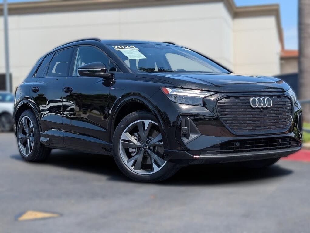 2024 AUDI Q4