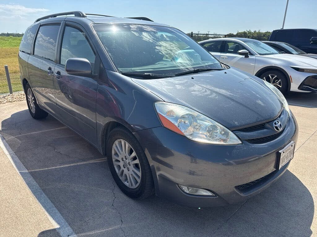 2008 TOYOTA Sienna