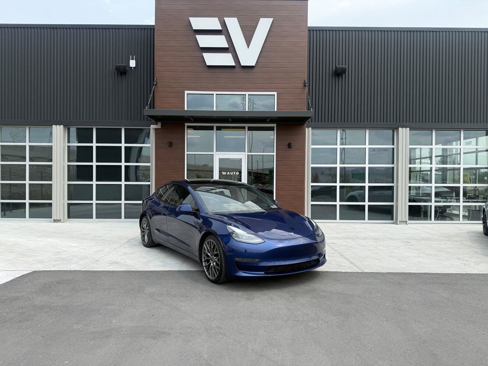 2021 TESLA Model 3