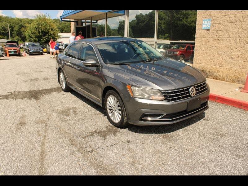 2017 VOLKSWAGEN Passat