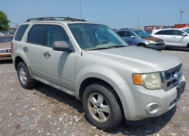 2009 FORD Escape