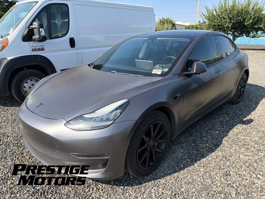 2018 TESLA Model 3