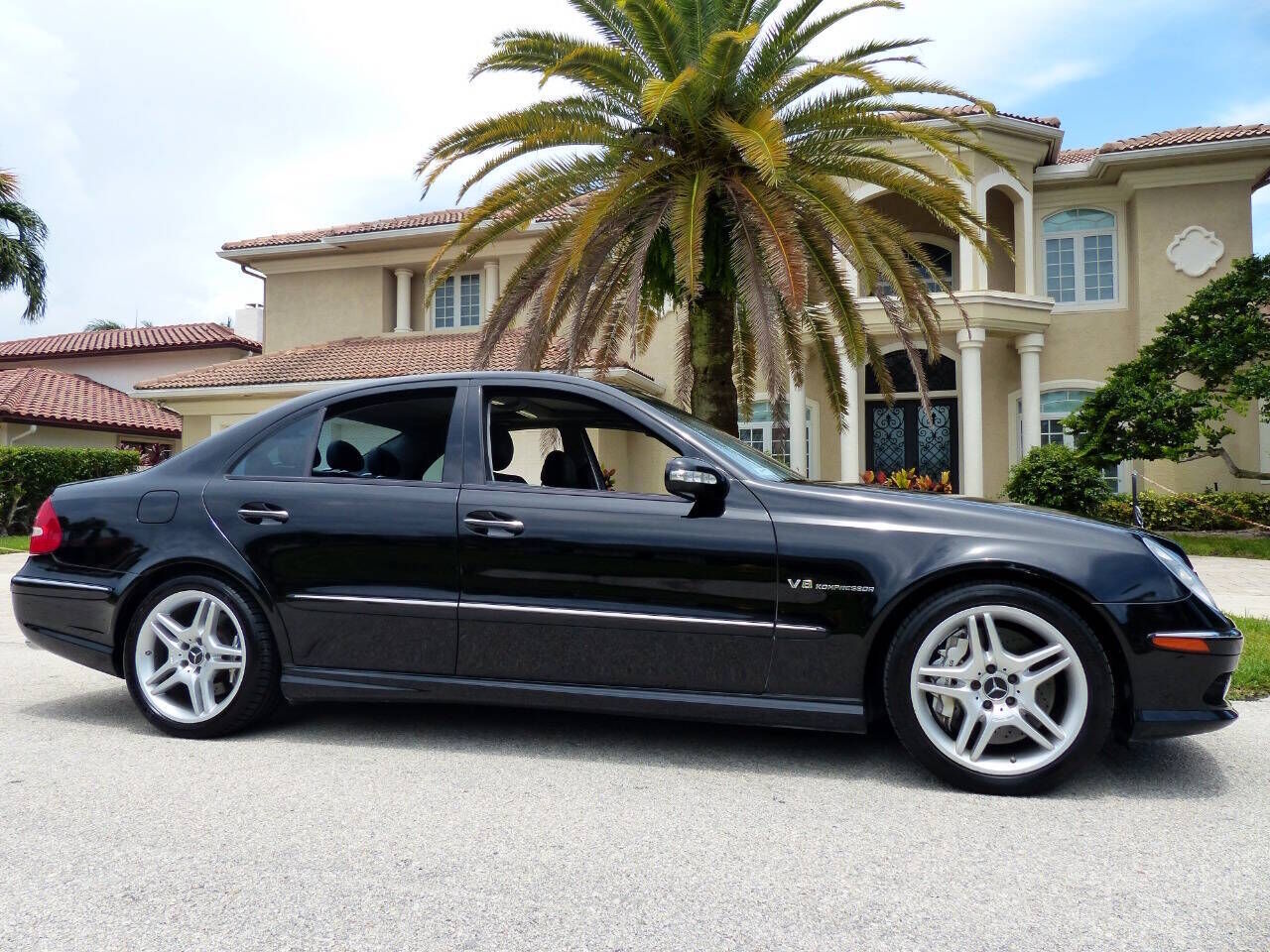 2005 MERCEDES-BENZ E-Class