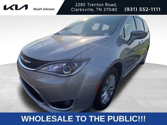 2019 CHRYSLER Pacifica