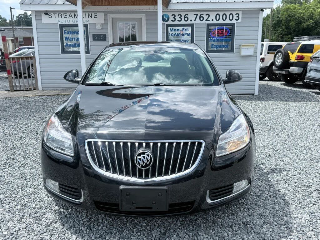 2011 BUICK Regal