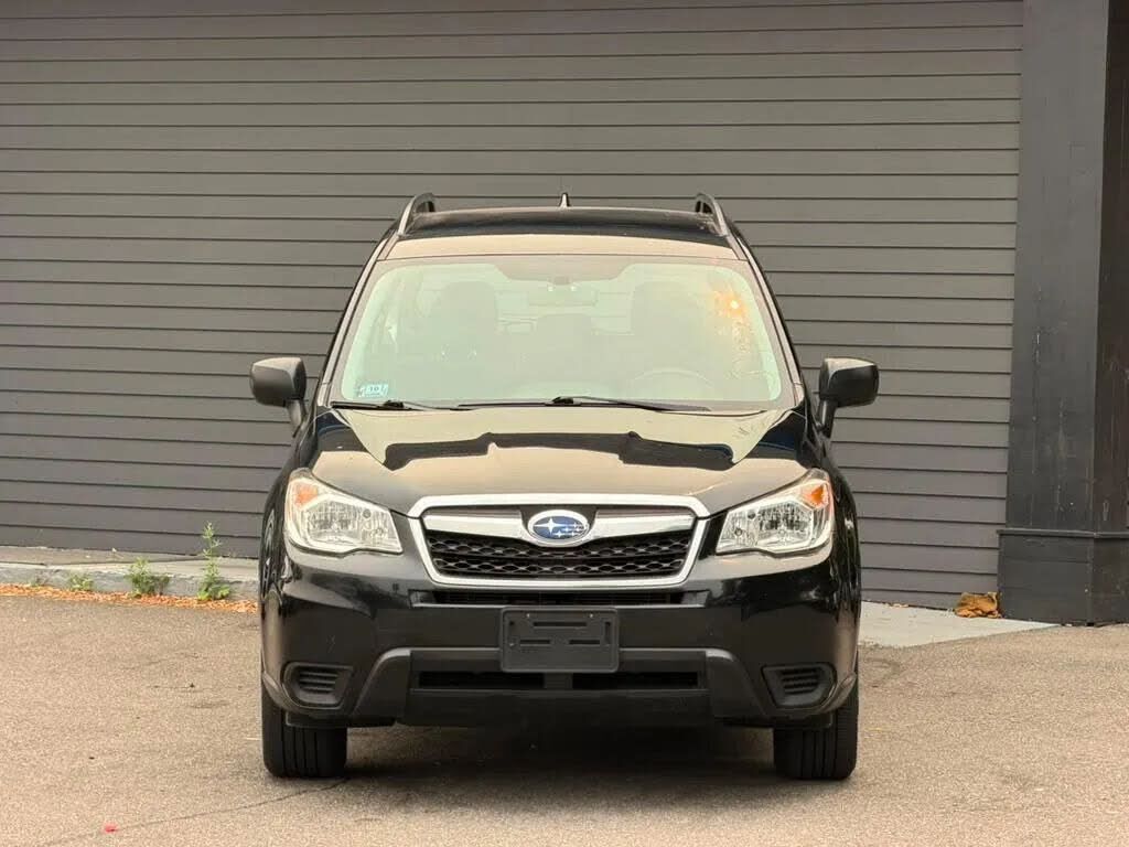 2016 SUBARU Forester