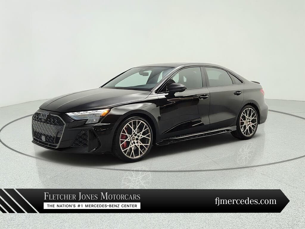 2025 AUDI RS 3