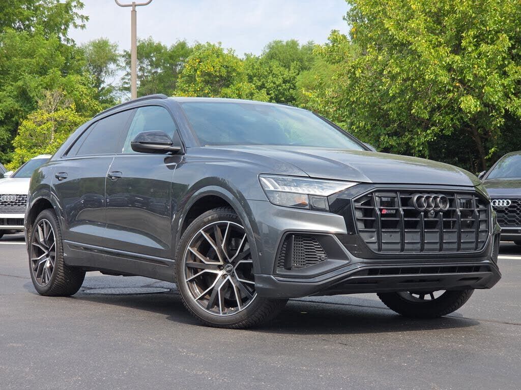 2022 AUDI SQ8