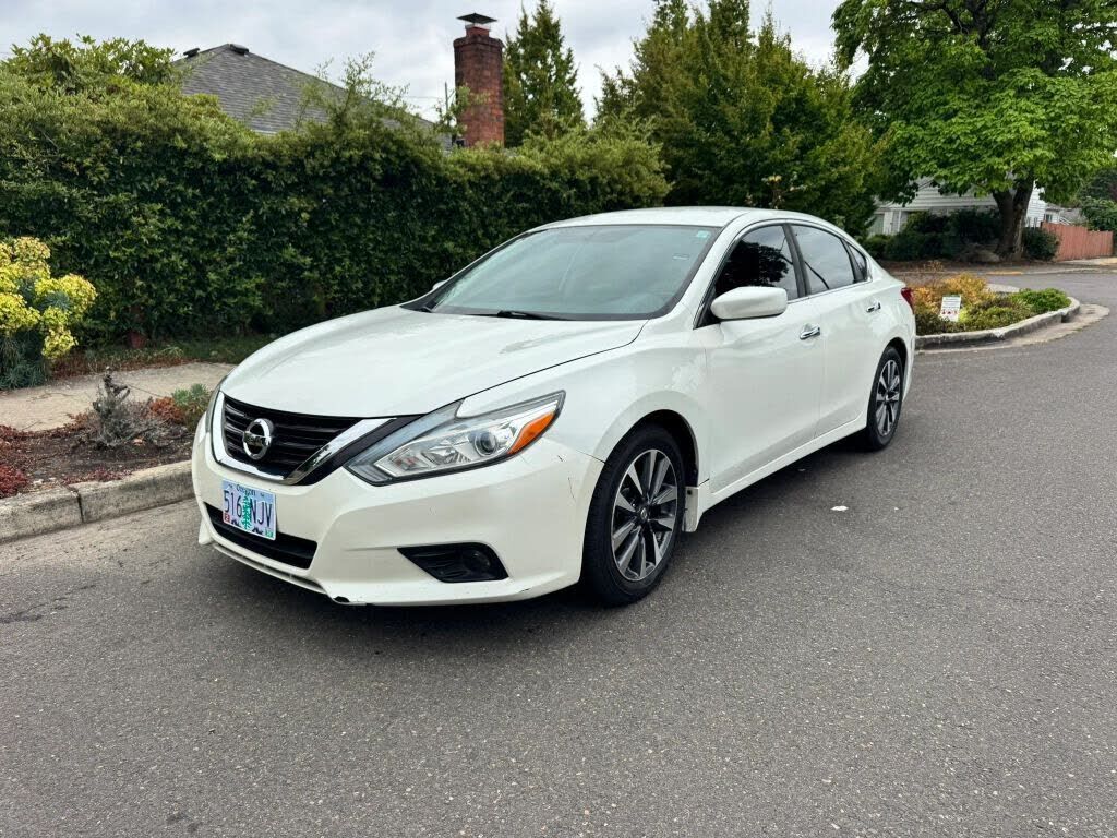 2016 NISSAN Altima