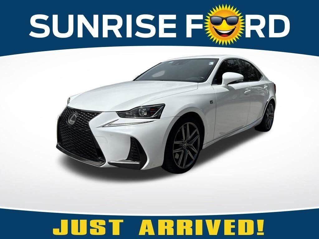 2018 LEXUS IS