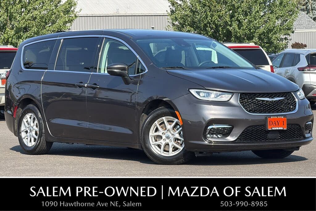 2023 CHRYSLER Pacifica