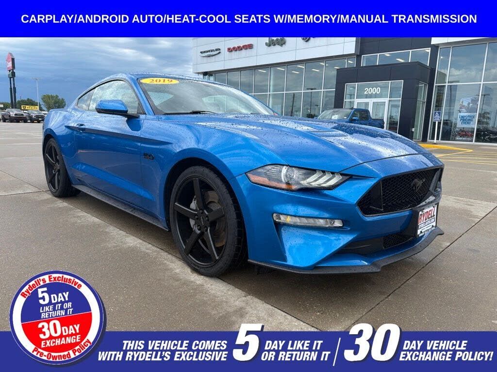2019 FORD Mustang