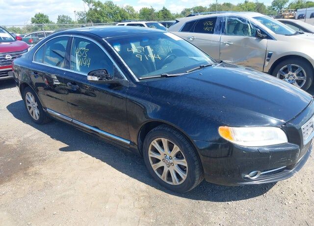 2010 VOLVO S80