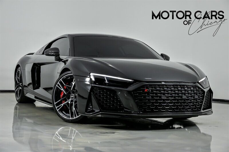 2022 AUDI R8