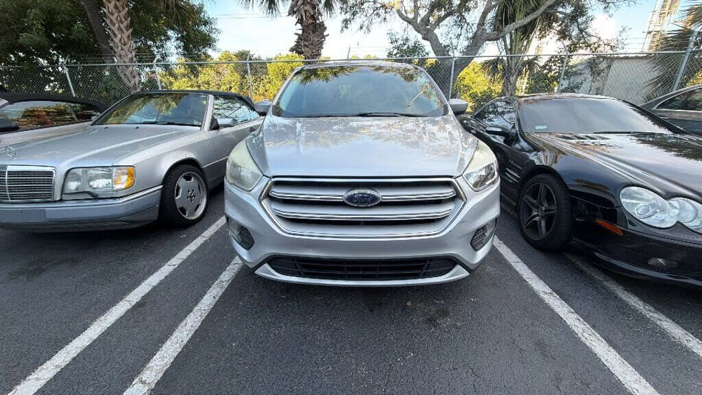 2019 FORD Escape