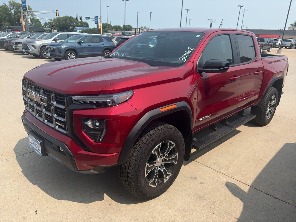 2024 GMC Canyon