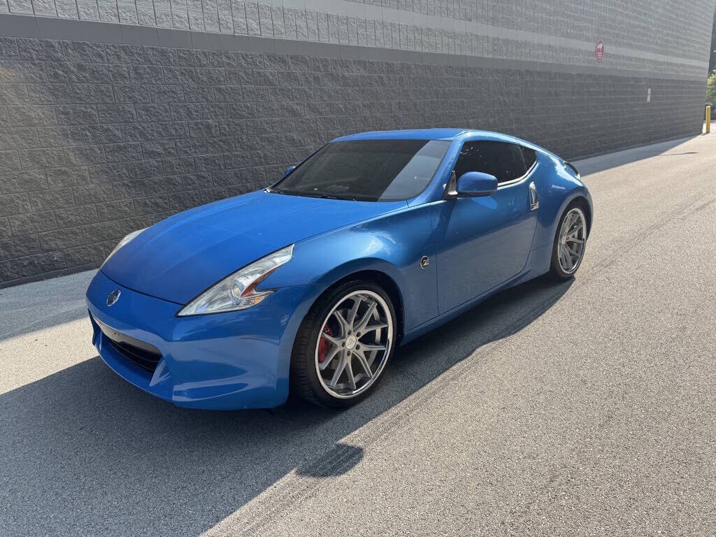 2010 NISSAN 370Z