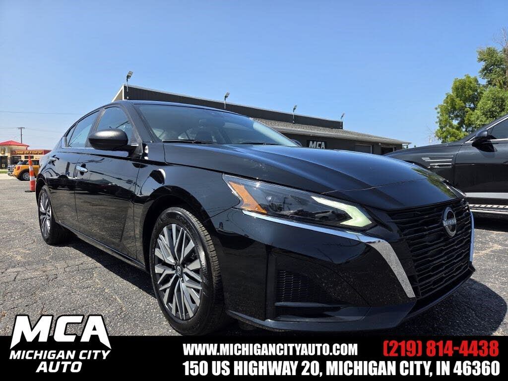 2025 NISSAN Altima