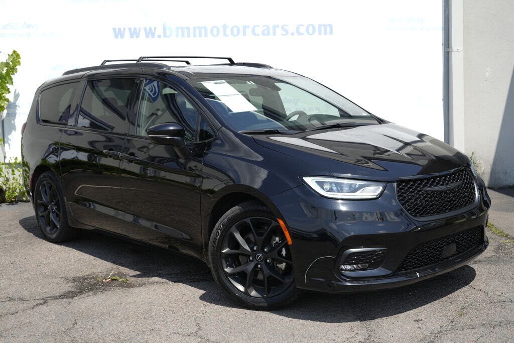 2025 CHRYSLER Pacifica
