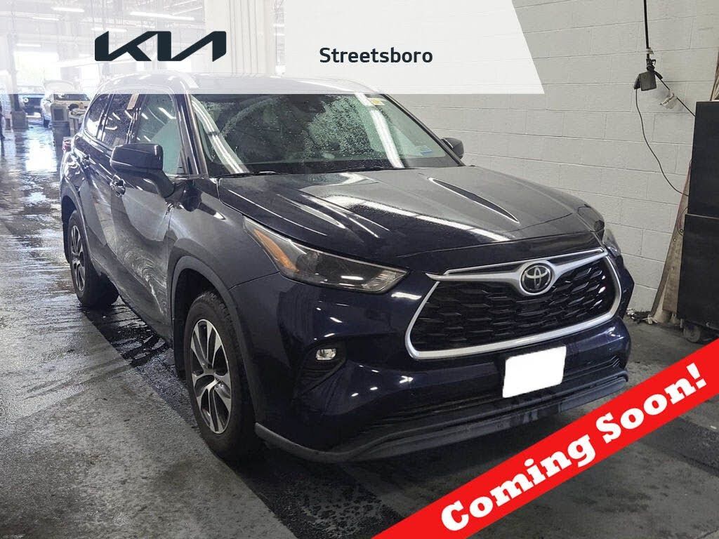 2022 TOYOTA Highlander