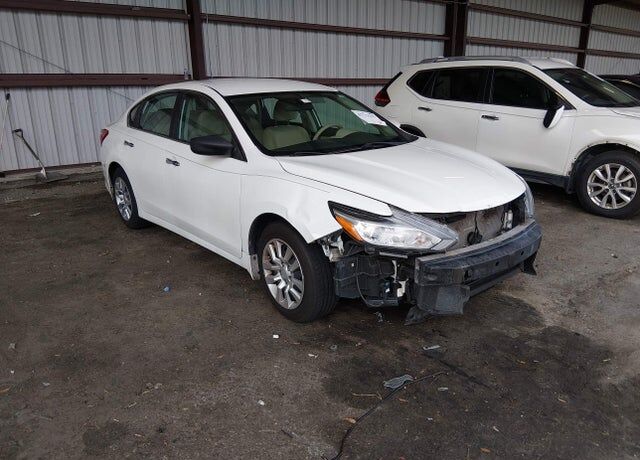 2017 NISSAN Altima
