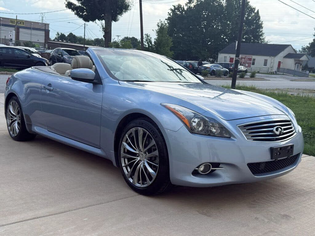 2012 INFINITI G37