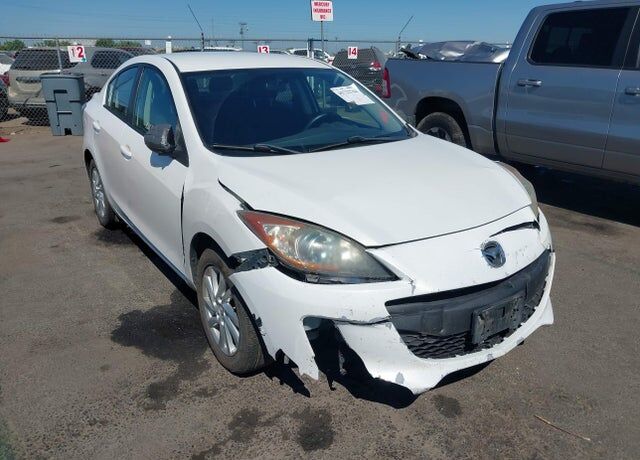 2012 MAZDA Mazda3