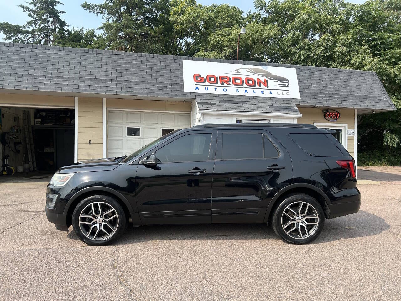 2016 FORD Explorer