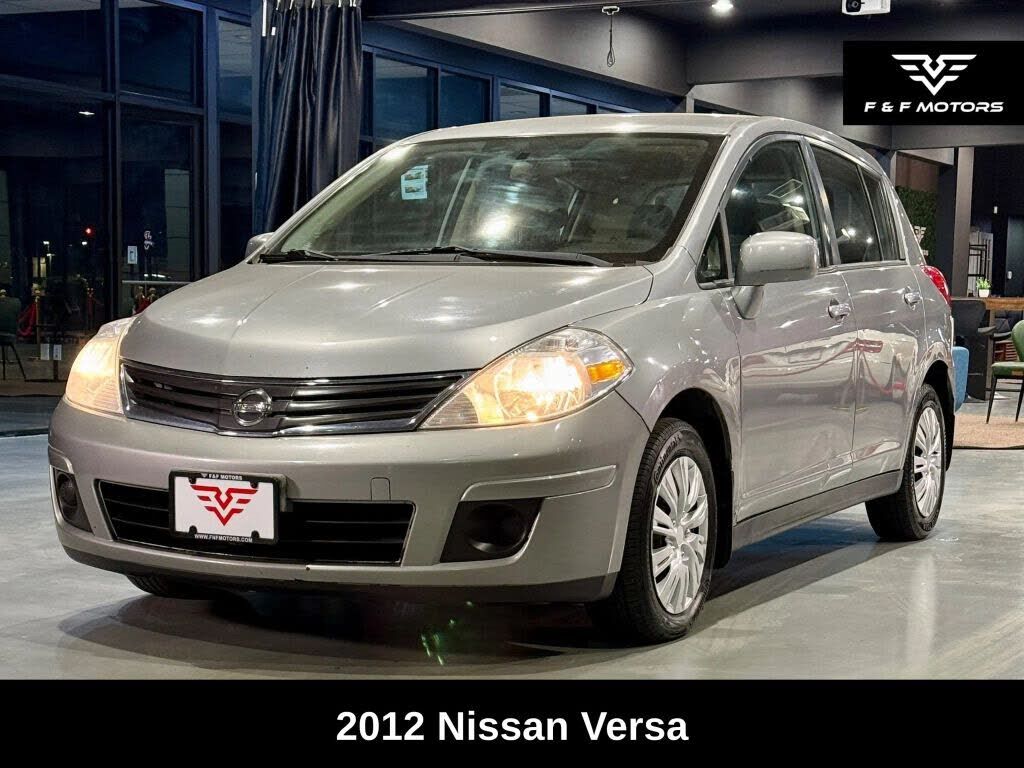 2012 NISSAN Versa