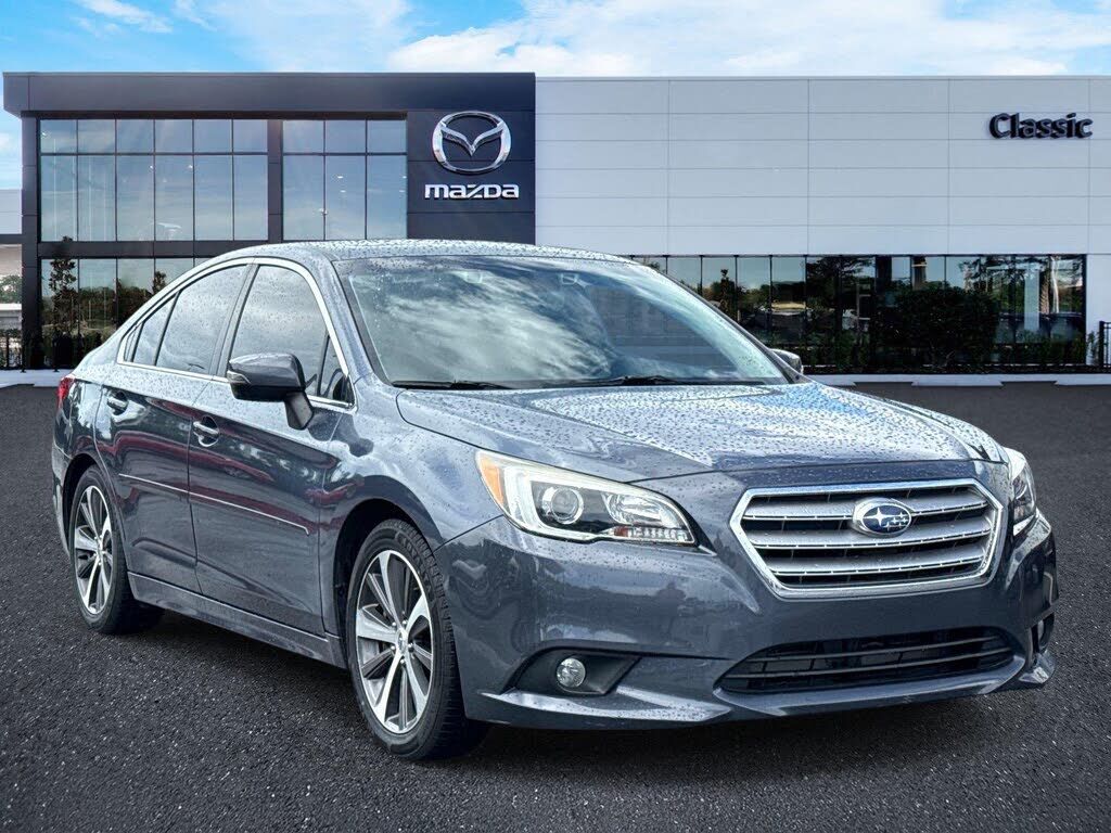 2017 SUBARU Legacy