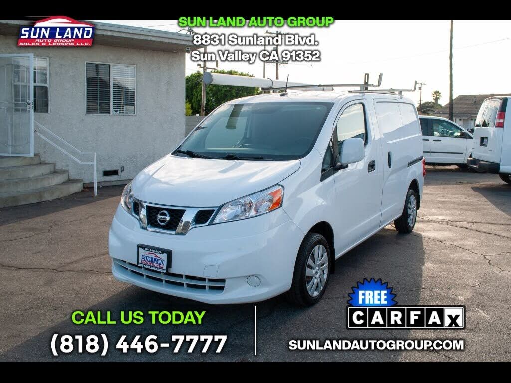 2018 NISSAN NV200
