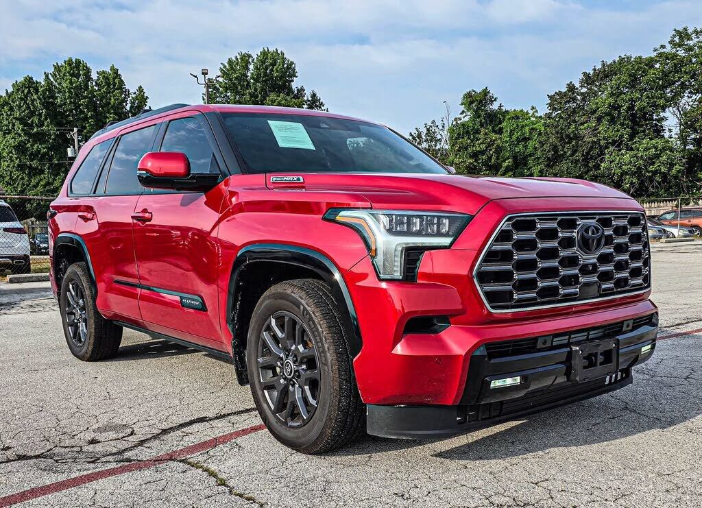 2024 TOYOTA Sequoia