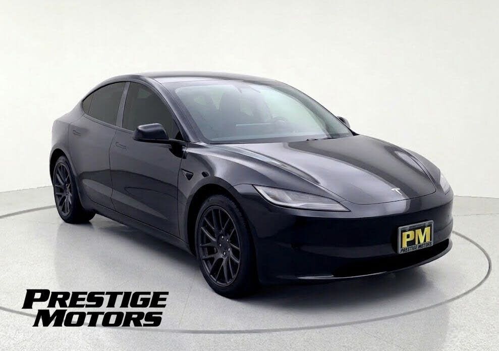 2024 TESLA Model 3