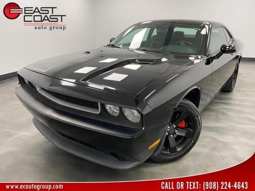 2012 DODGE Challenger