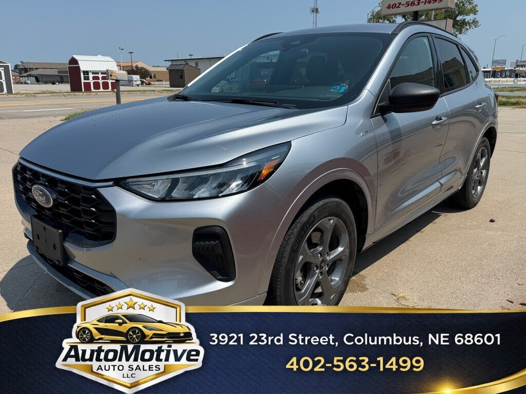 2024 FORD Escape