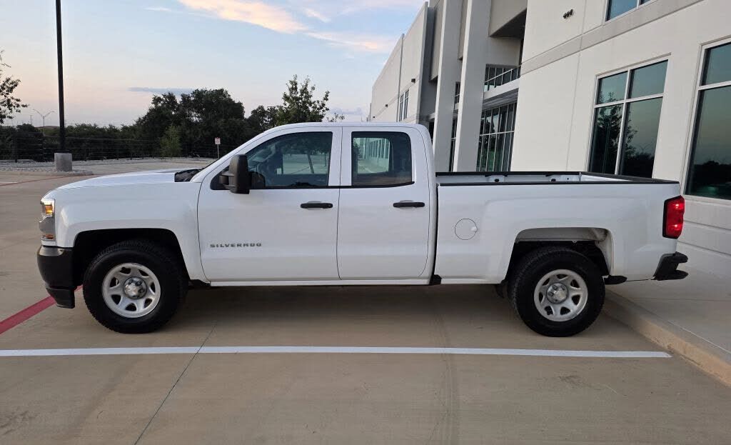 2017 CHEVROLET Silverado