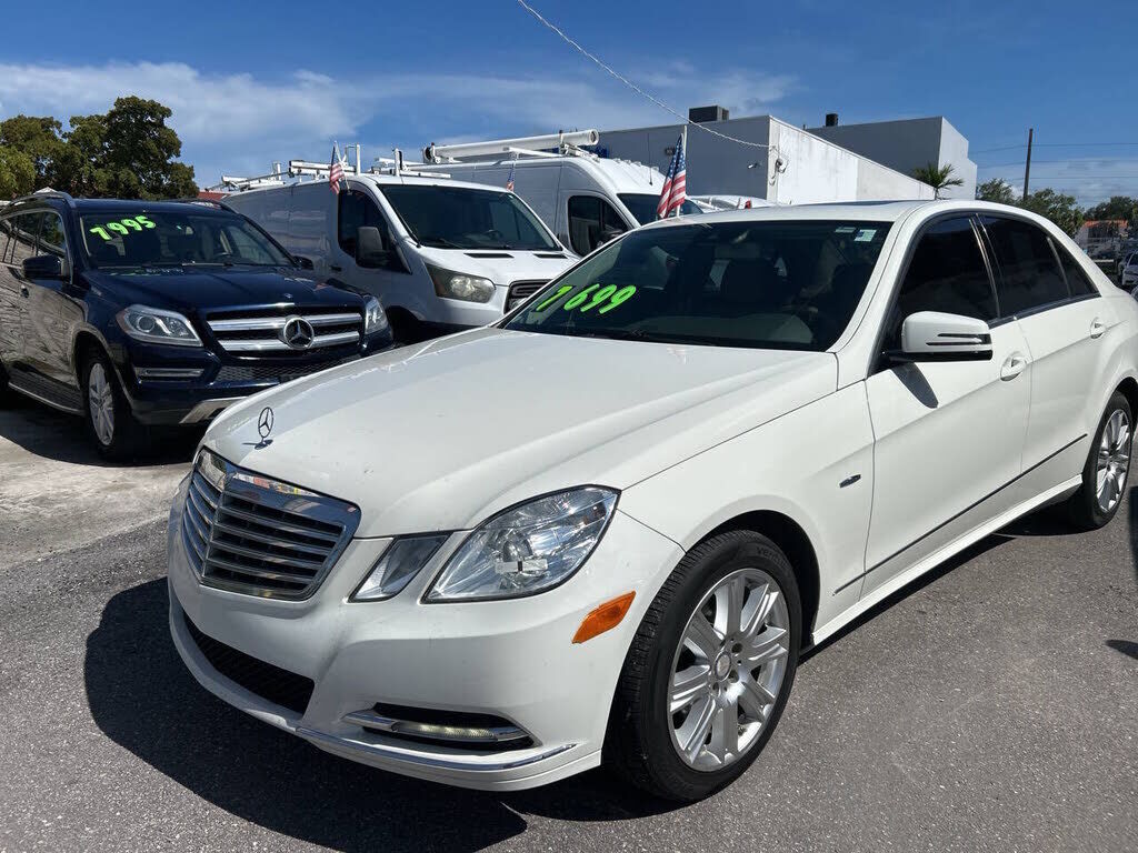 2012 MERCEDES-BENZ E-Class