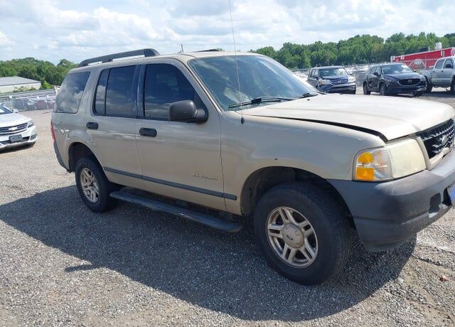 2005 FORD Explorer