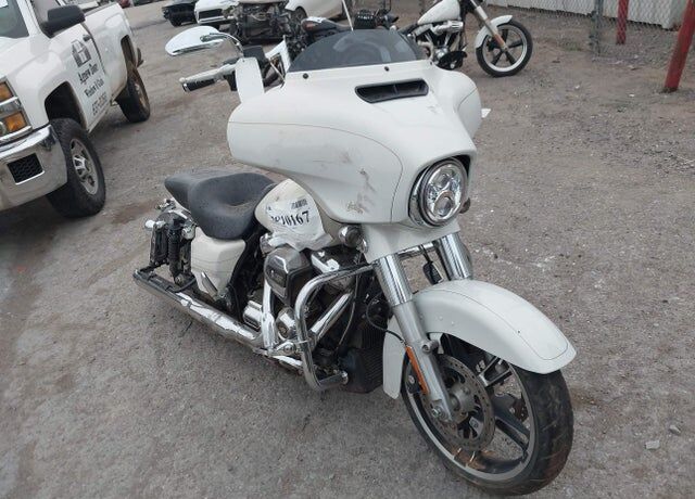 2019 HARLEY DAVIDSON FLHX / Street Glide