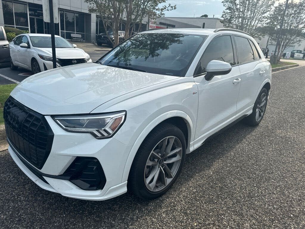 2023 AUDI Q3
