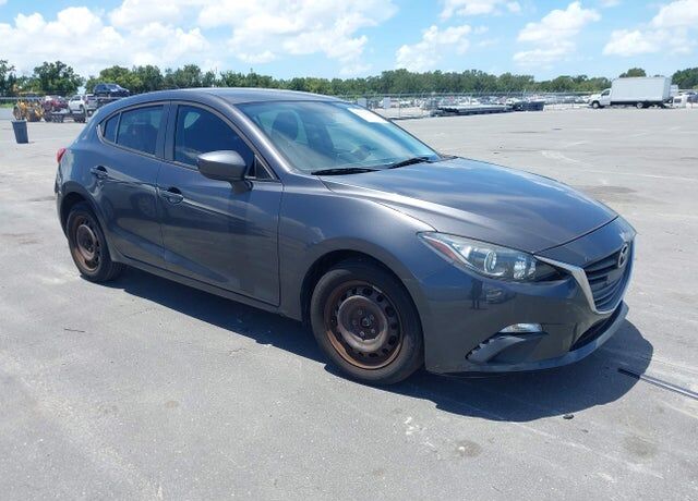 2016 MAZDA Mazda3
