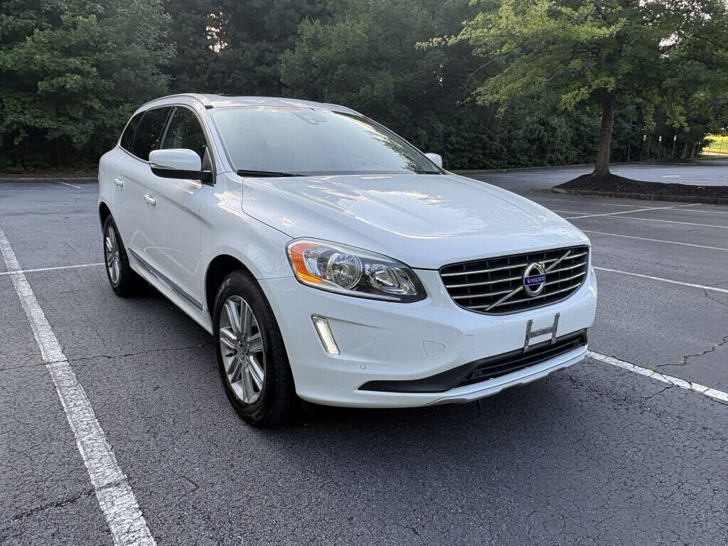 2016 VOLVO XC60