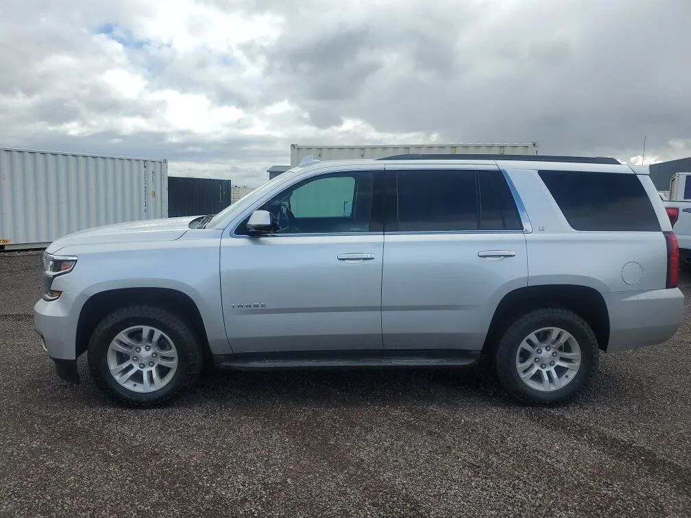 2017 CHEVROLET Tahoe