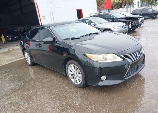 2013 LEXUS ES