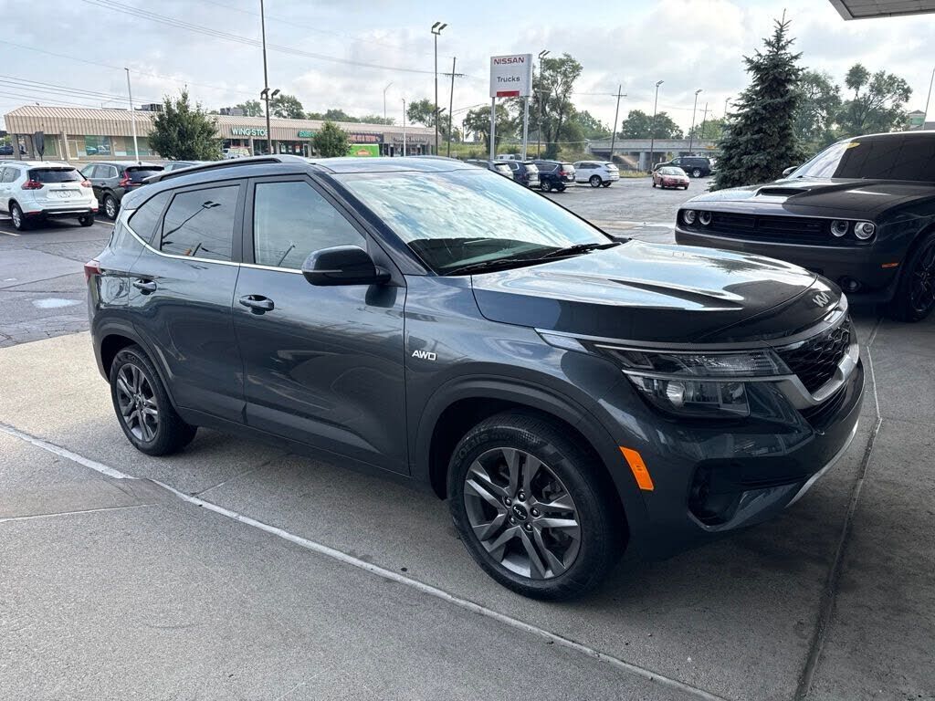 2023 KIA Seltos