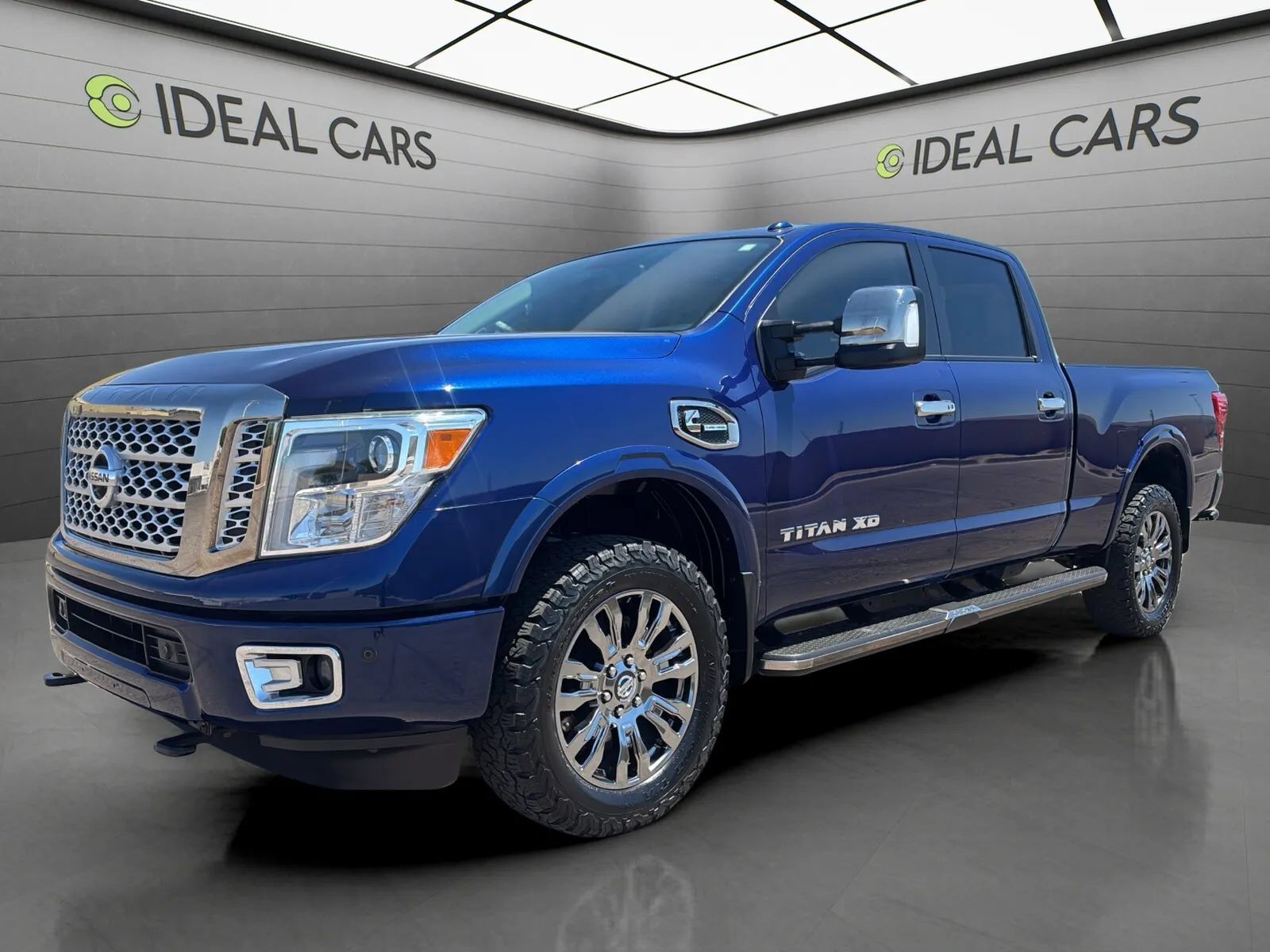2017 NISSAN Titan
